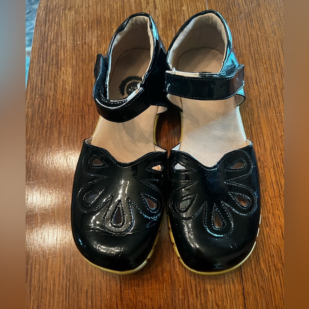 Livie & Luca Petal Black Patent Leather Mary Jane Shoes youth 4